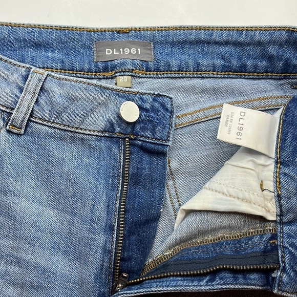 DL1961 Mara Ankle High Rise Straight Size 29 - Picture 3 of 16